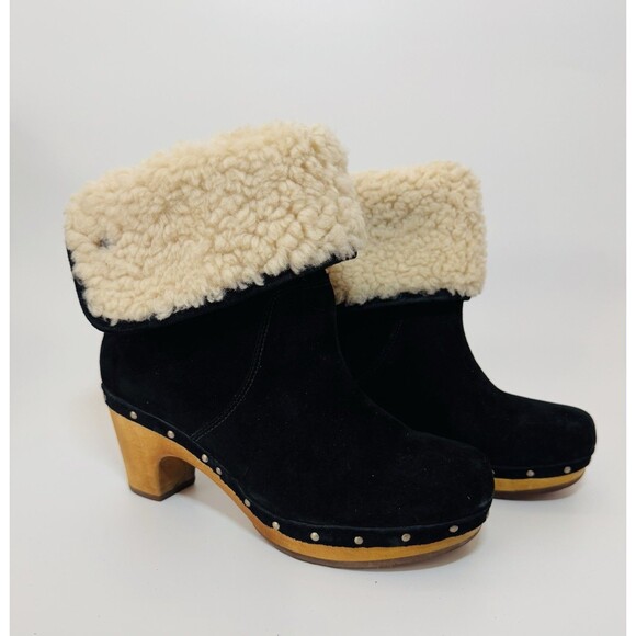 UGG Australia Lynnea Sheepskin Winter Boots Womens Size 6 Black SUEDE - Picture 2 of 16